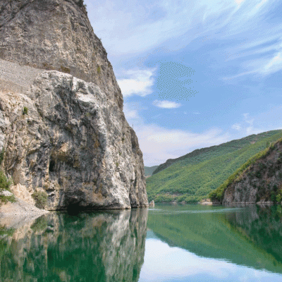 FIERZA-LAKE---ALBANIA